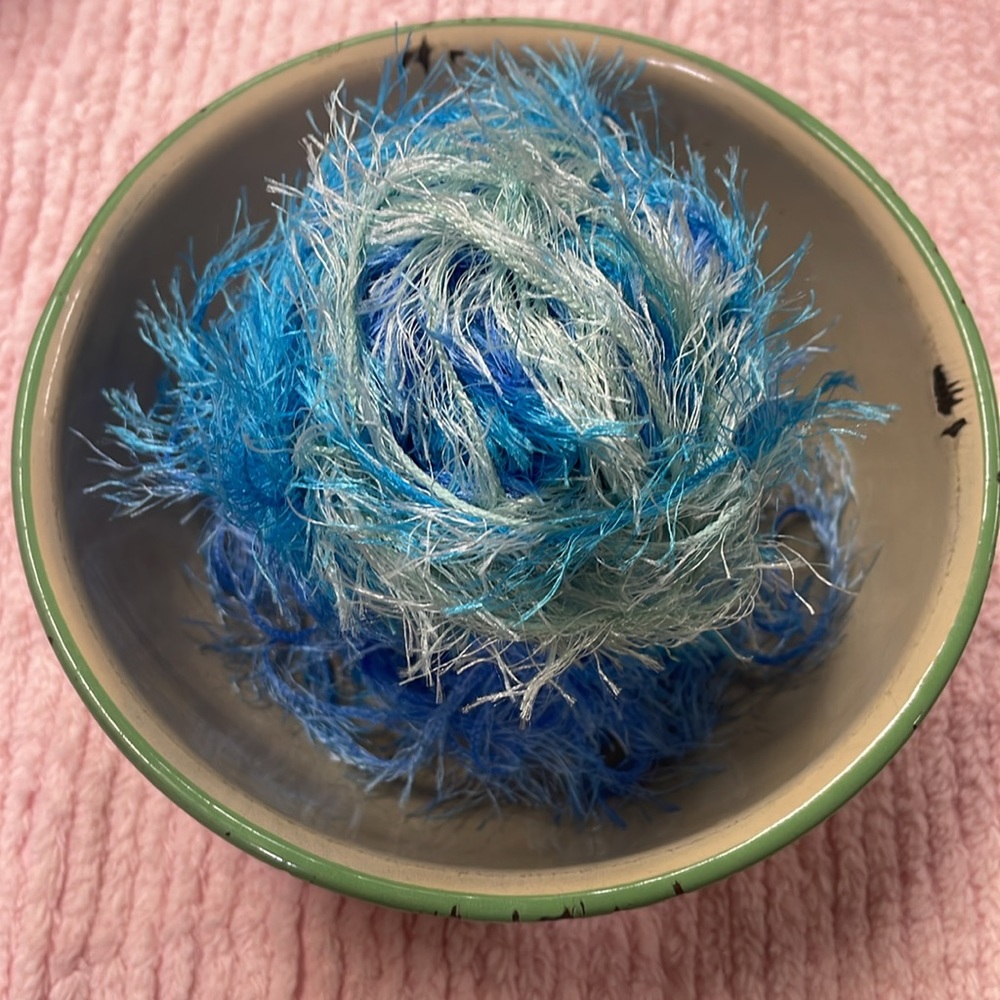 Vintage Sidar Funky Fur Magic Yarn